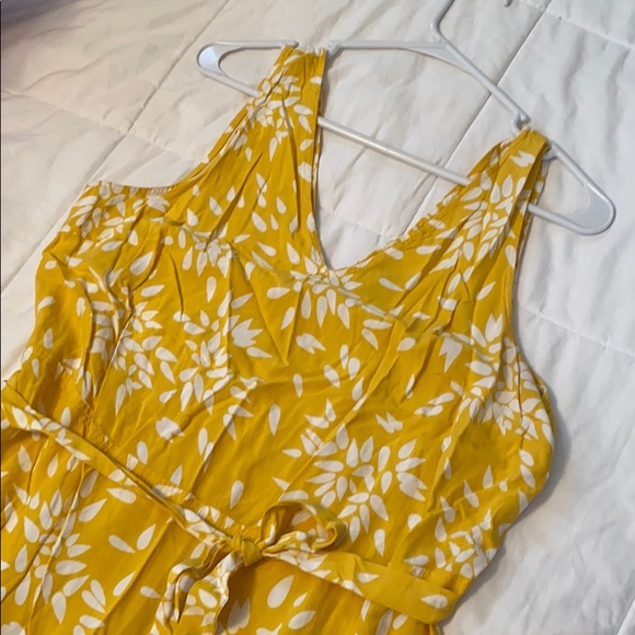 A New Day Spring/Summer Dress - Picture 4 of 9